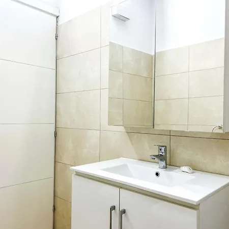 601 Golem (Tirana)